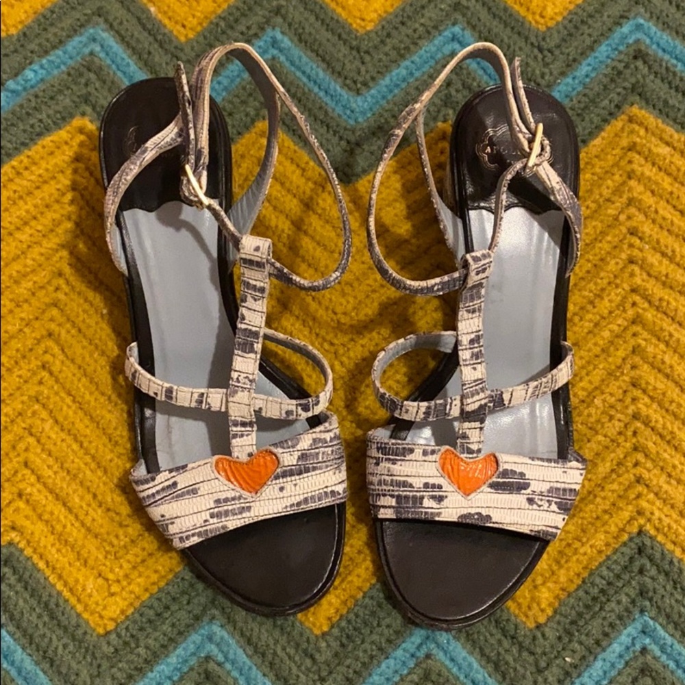 Apologie Paris Heels - Size 6.5